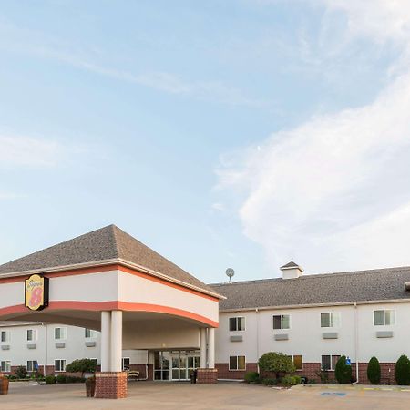 Hotel Super 8 By Wyndham Salina Exterior foto
