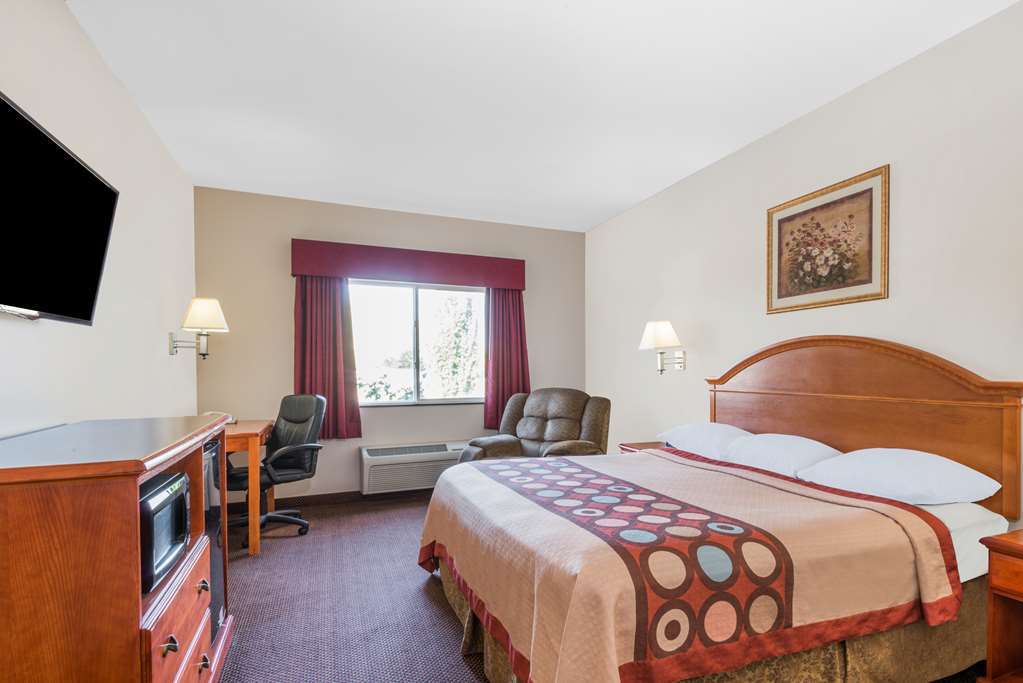 Hotel Super 8 By Wyndham Salina Habitación foto